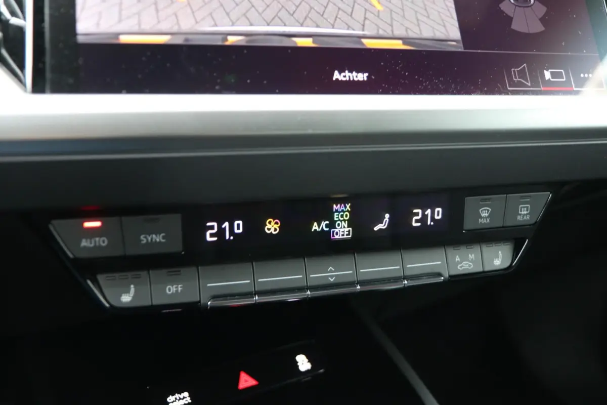 45 265pk quattro Advanced edition 77 kWh | Keyless Entry | Achteruitrijcamera | Adaptive Cruise