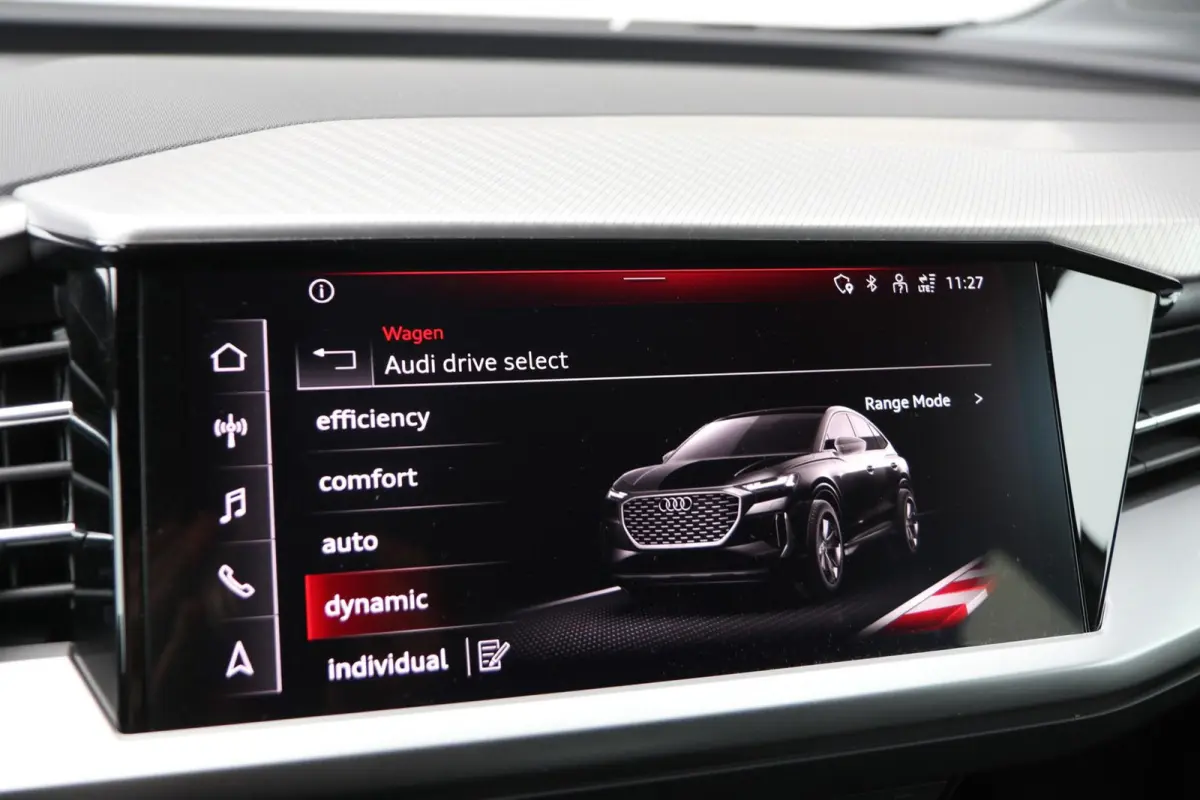 45 265pk quattro Advanced edition 77 kWh | Keyless Entry | Achteruitrijcamera | Adaptive Cruise