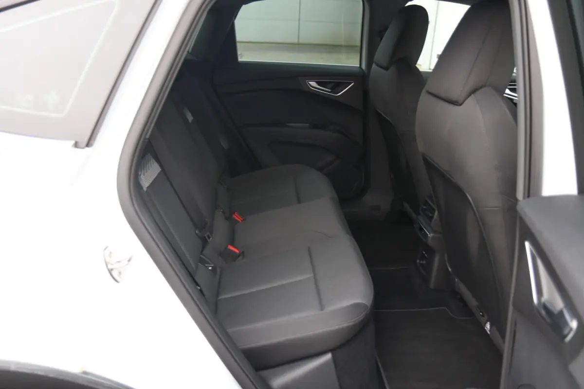 45 265pk quattro Advanced edition 77 kWh | Keyless Entry | Achteruitrijcamera | Adaptive Cruise