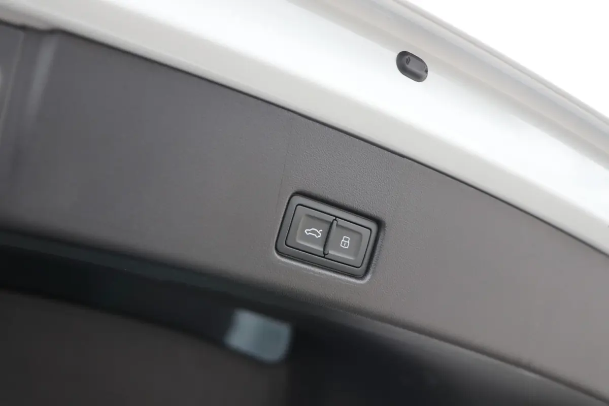 45 265pk quattro Advanced edition 77 kWh | Keyless Entry | Achteruitrijcamera | Adaptive Cruise