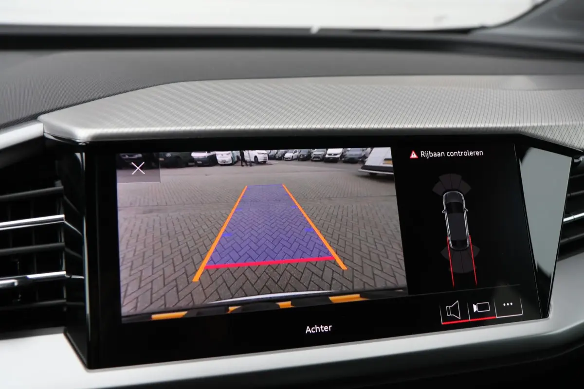 45 265pk quattro Advanced edition 77 kWh | Keyless Entry | Achteruitrijcamera | Adaptive Cruise