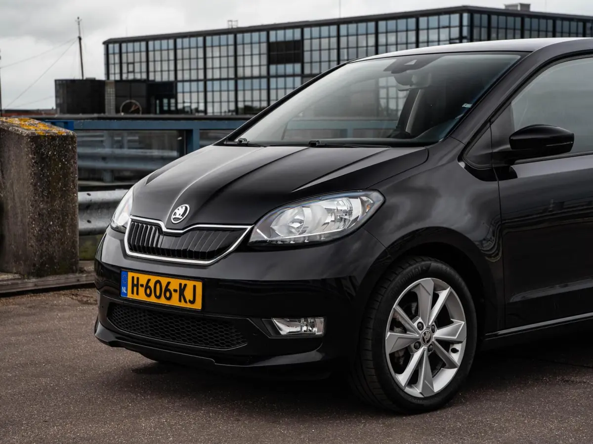 EV Style | SOH 95% | Cruise Control | Stoelverwarming | Verwarmde Voorruit | Climatronic | Parkeersensor | 16" | Dealeronderhouden