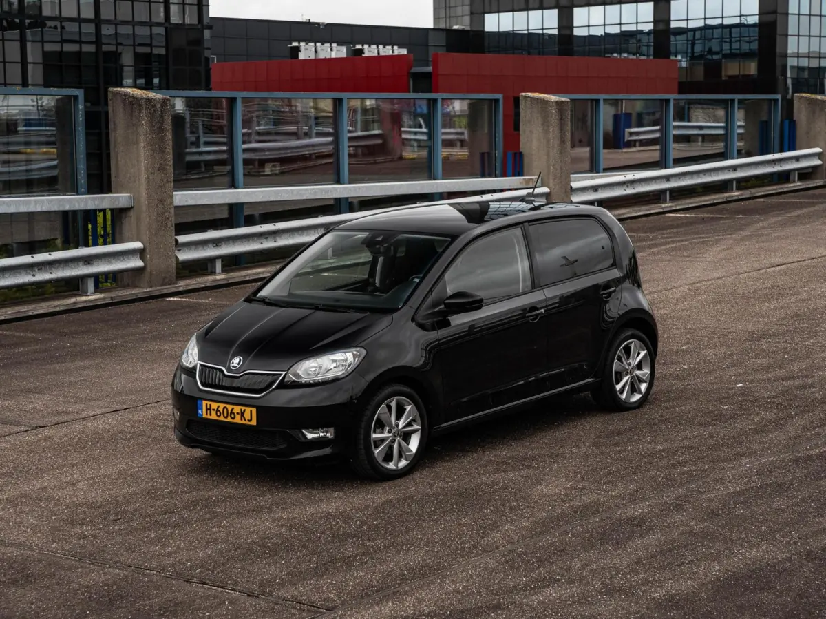 EV Style | SOH 95% | Cruise Control | Stoelverwarming | Verwarmde Voorruit | Climatronic | Parkeersensor | 16" | Dealeronderhouden