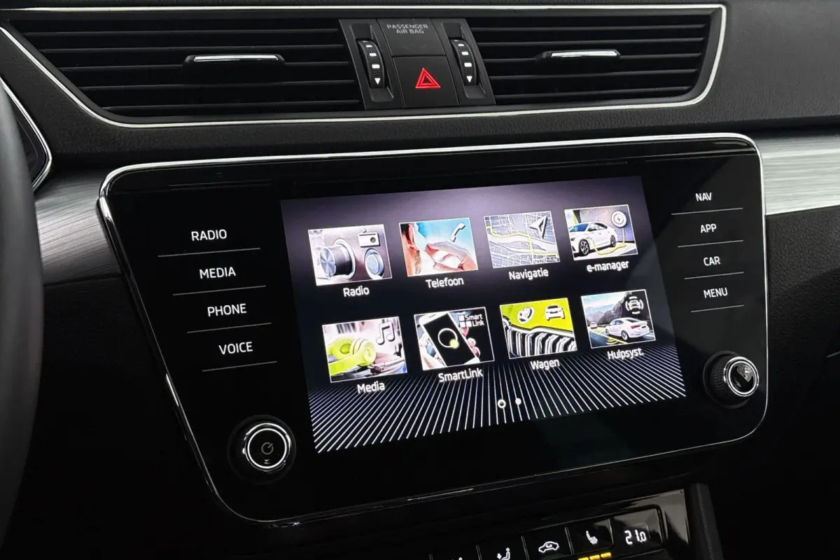 1.4 TSI iV Ambition Stoelverwarming Virtual Apple CarPlay 18"