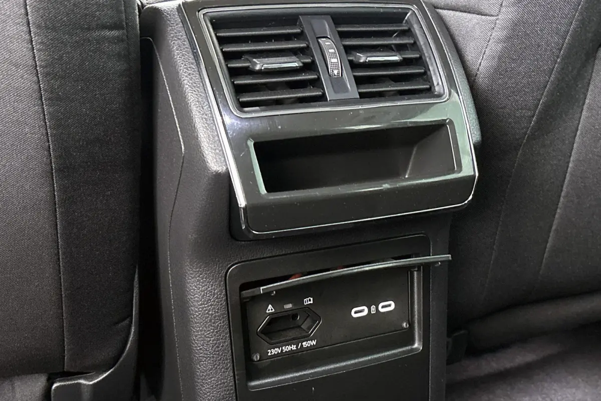 1.4 TSI iV Ambition Stoelverwarming Virtual Apple CarPlay 18"