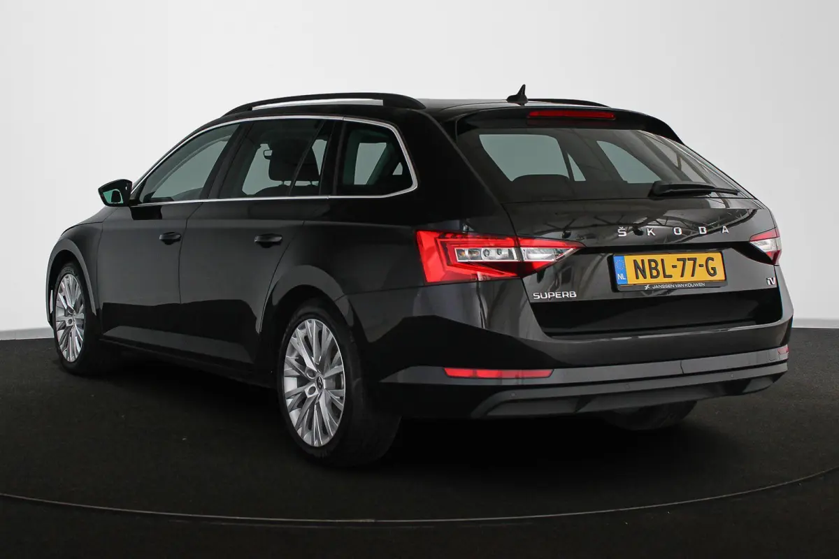 1.4 TSI iV Ambition Stoelverwarming Virtual Apple CarPlay 18"
