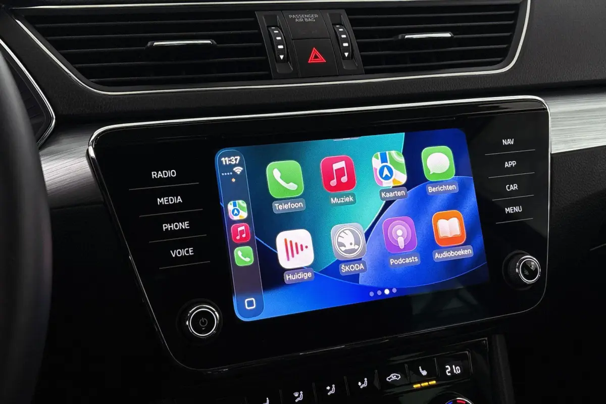 1.4 TSI iV Ambition Stoelverwarming Virtual Apple CarPlay 18"