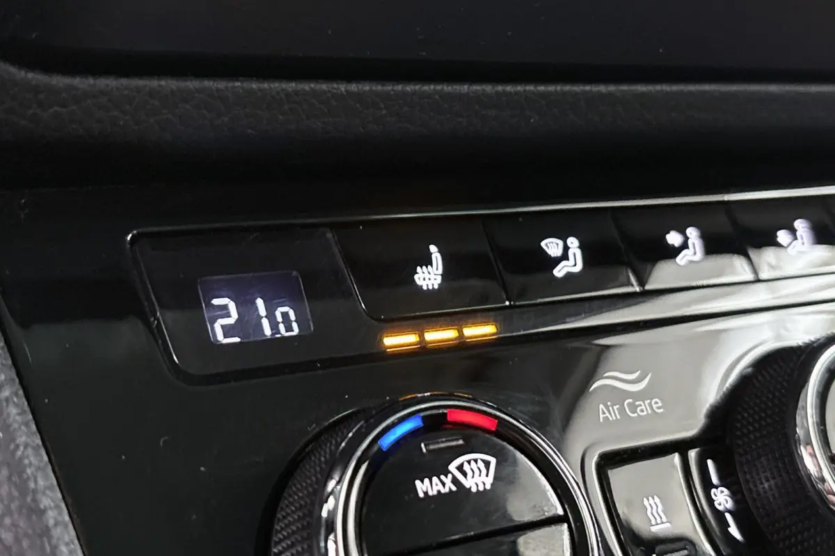 1.4 TSI iV Ambition Stoelverwarming Virtual Apple CarPlay 18"
