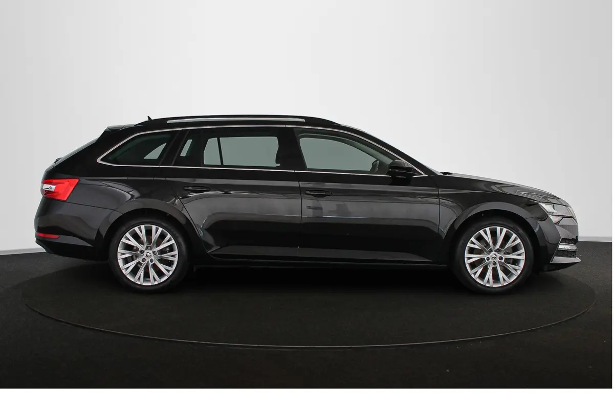 1.4 TSI iV Ambition Stoelverwarming Virtual Apple CarPlay 18"