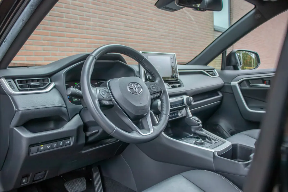 2.5 Hybrid AWD Style, Panoramadak, Stuurverwarming, Trekhaak, 360 Camera, Leder, Carplay, Adaptive Cruise.