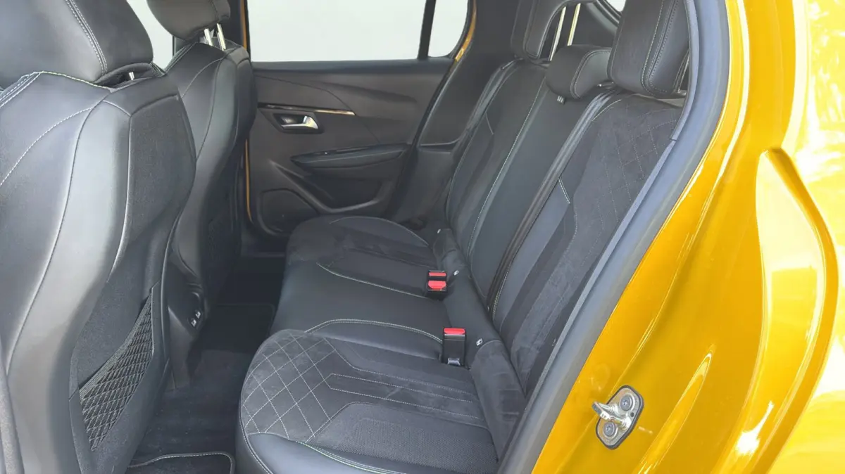 1.2 PureTech GT Pack LEDER ALCANTARA CARPLAY 76007 KM !!!! NL AUTO