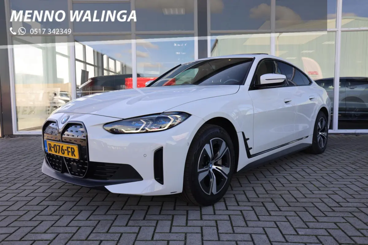 eDrive40 High Executive 84 kWh|SOH 94.5%|Schuifdak|Camera|Laser|