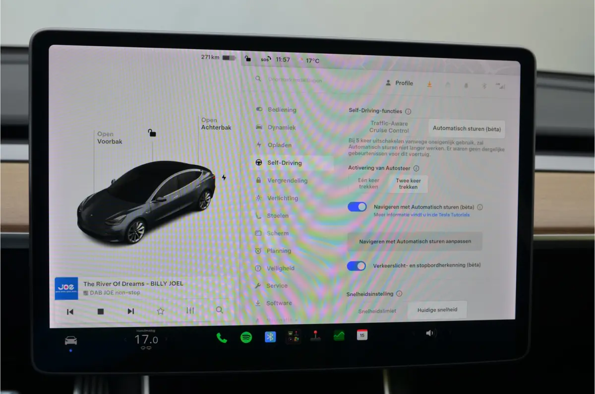 Long Range AWD 75 kWh Trekhaak (1.000kg), AutoPilot3.0