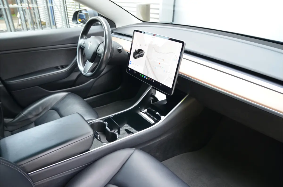 Long Range AWD 75 kWh Trekhaak (1.000kg), SOH 88,9%, AutoPilot3.0