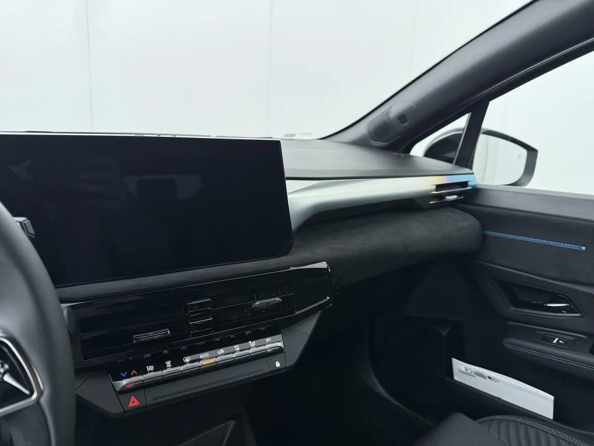 esprit Alpine full hybrid E-Tech 160 pk | pack winter & parking met verwarmbare stoelen | verlenging connected services openR link met twee jaar |