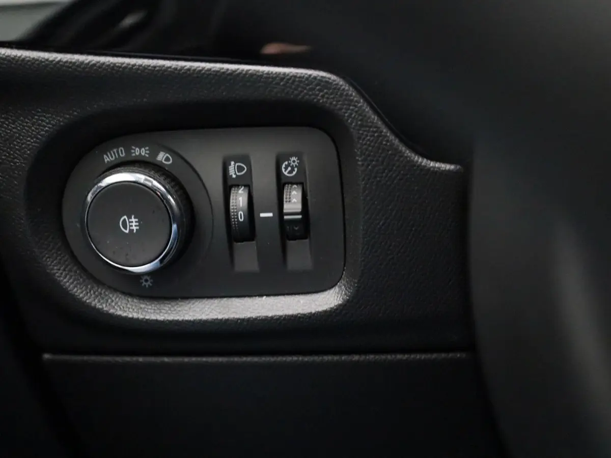 1.2 55kW S/S Edition | Carplay |  Cruise Control | Parkeersensoren | DAB |