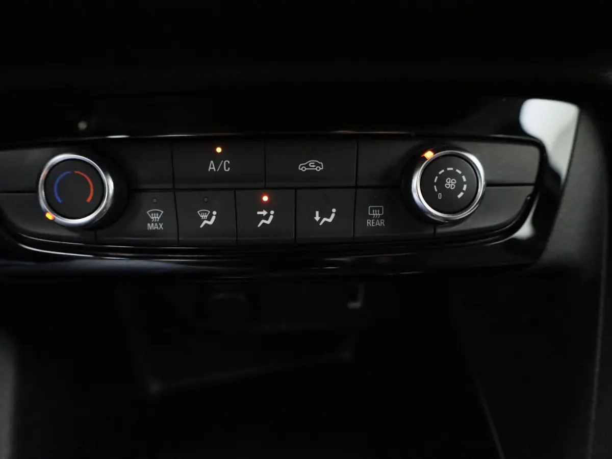 1.2 55kW S/S Edition | Carplay |  Cruise Control | Parkeersensoren | DAB |