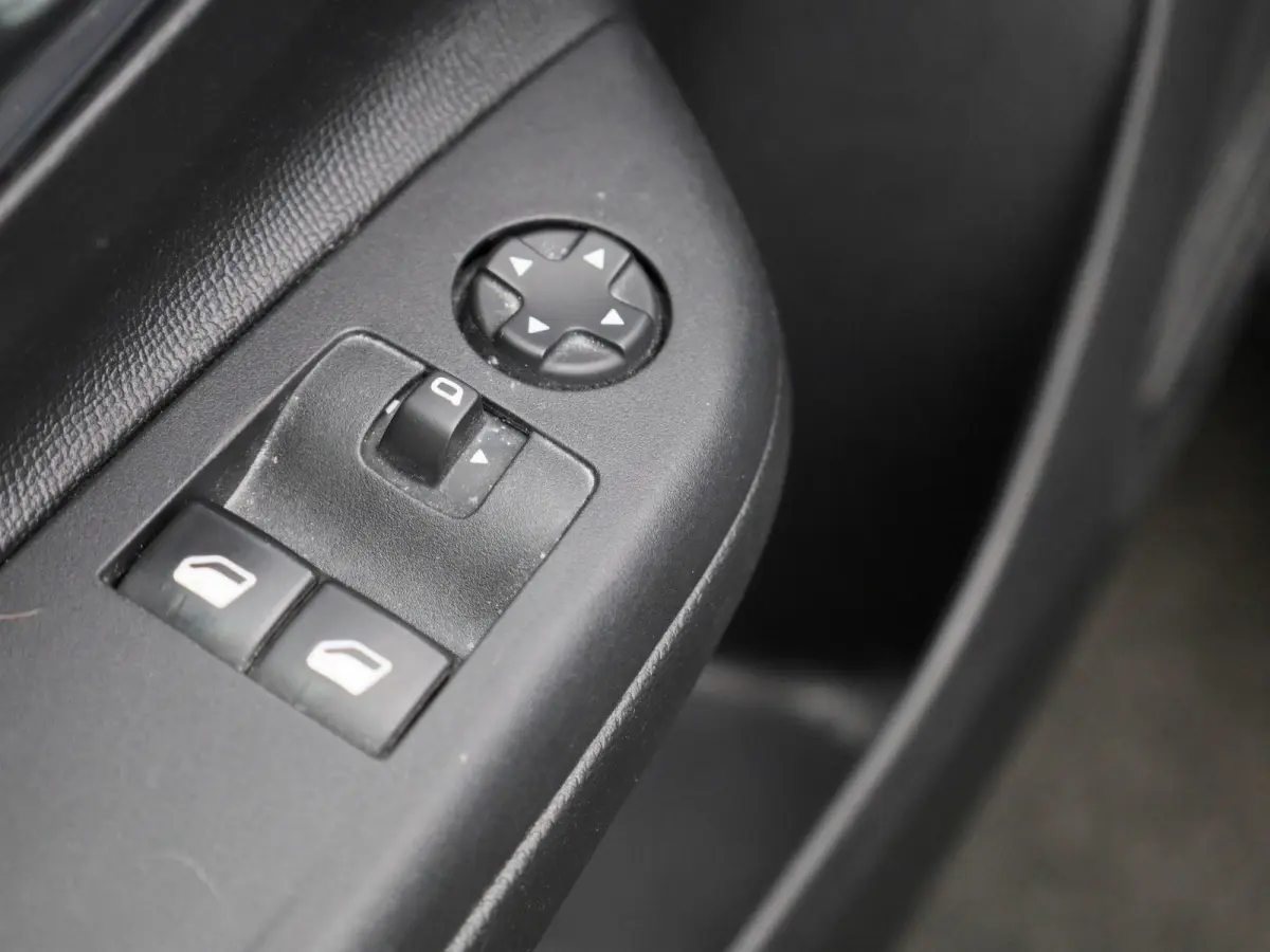 1.2 55kW S/S Edition | Carplay |  Cruise Control | Parkeersensoren | DAB |