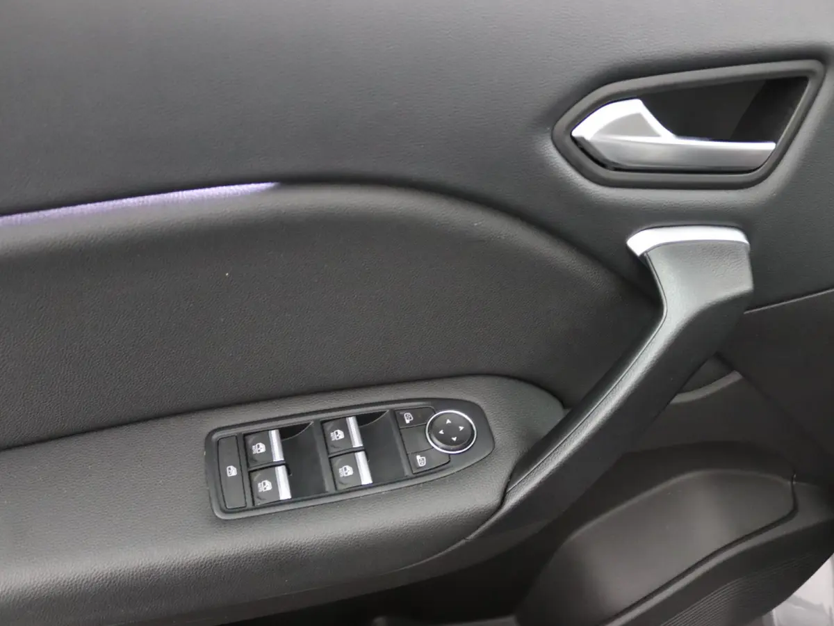 E-Tech Plug-in Hybrid 160 Intens | Navigatie | Climate Control |