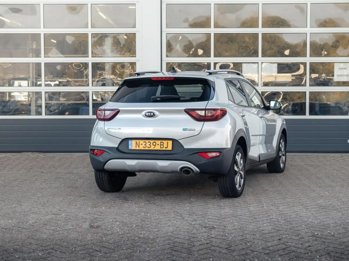 1.0 T-GDi MHEV DynamicPlusLine | Keyless entry en start | LM velgen | privacy glass