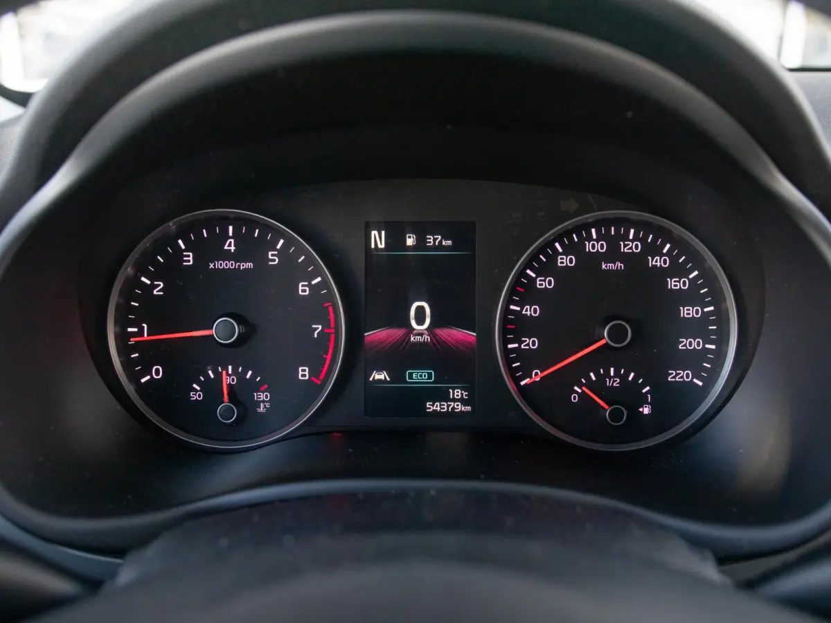 1.0 T-GDi MHEV DynamicPlusLine | Keyless entry en start | LM velgen | privacy glass
