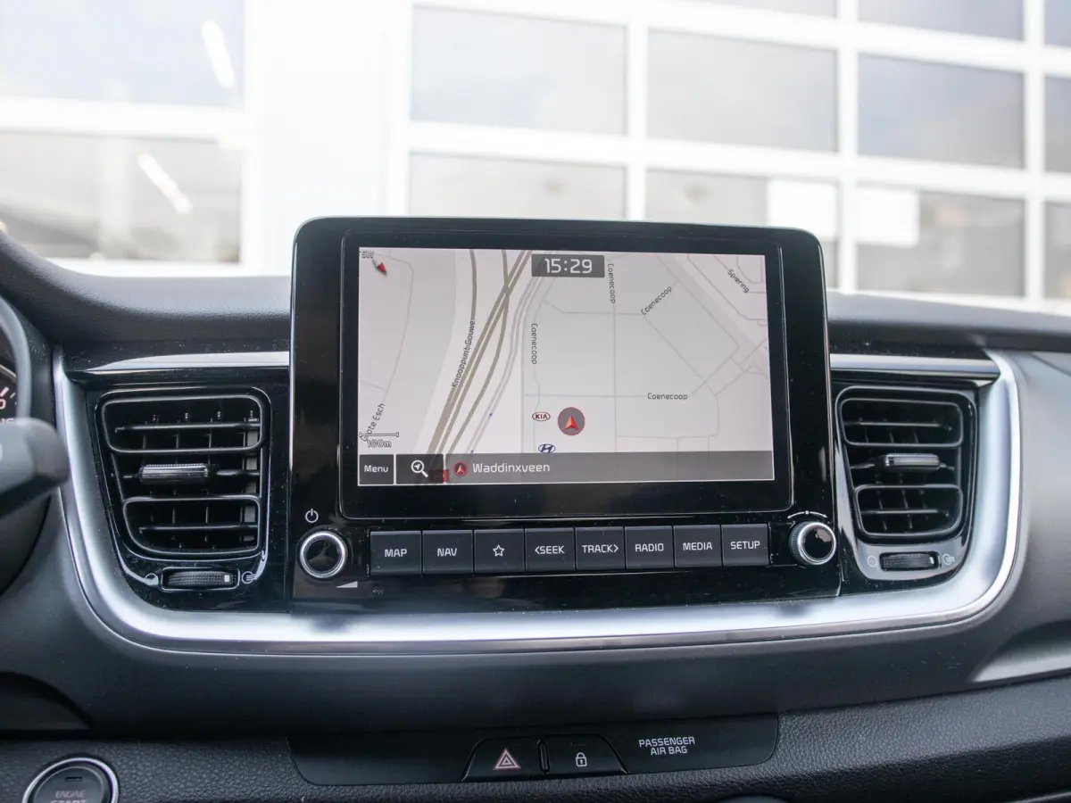 1.0 T-GDi MHEV DynamicPlusLine | Keyless entry en start | LM velgen | privacy glass