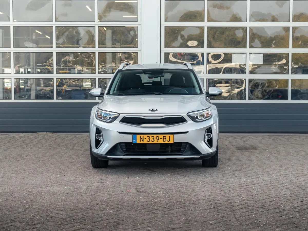1.0 T-GDi MHEV DynamicPlusLine | Keyless entry en start | LM velgen | privacy glass