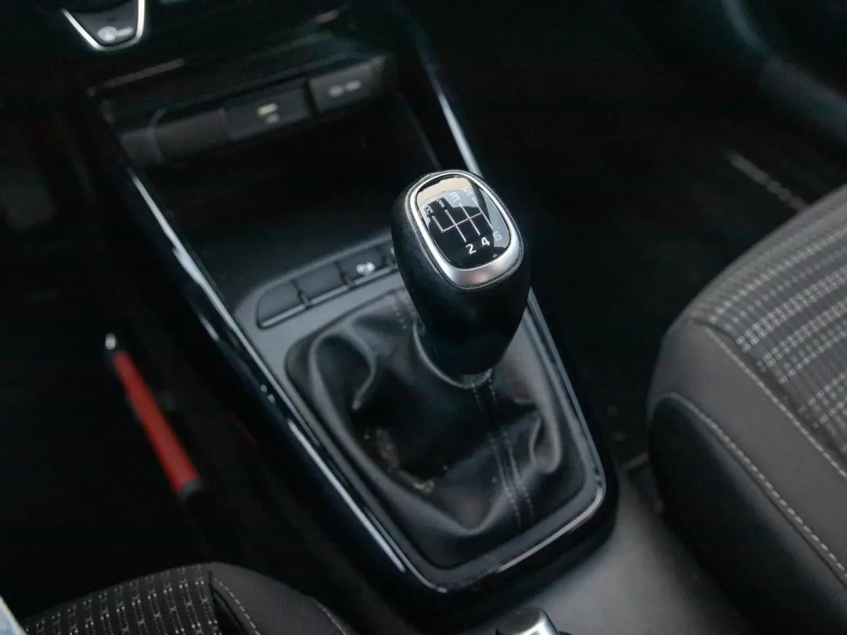 1.0 T-GDi MHEV DynamicPlusLine | Keyless entry en start | LM velgen | privacy glass