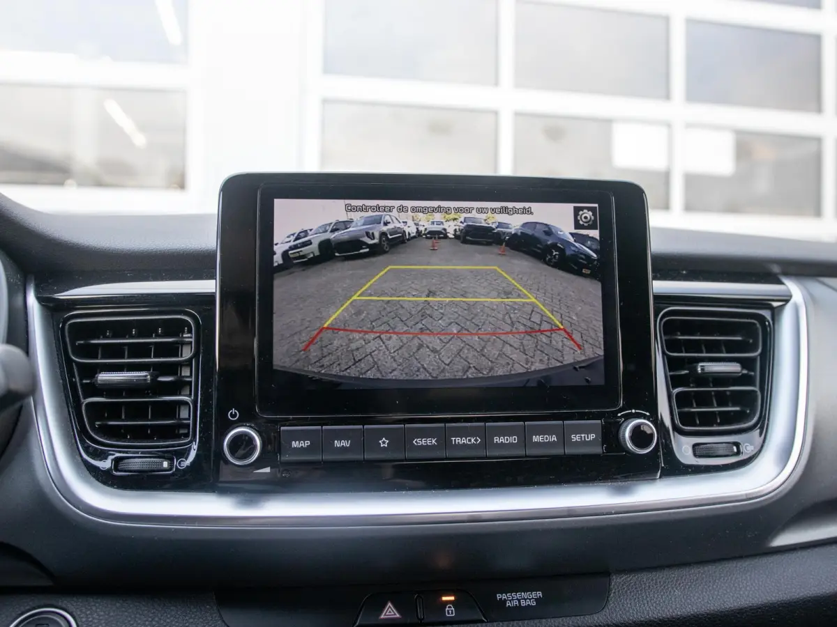 1.0 T-GDi MHEV DynamicPlusLine | Keyless entry en start | LM velgen | privacy glass