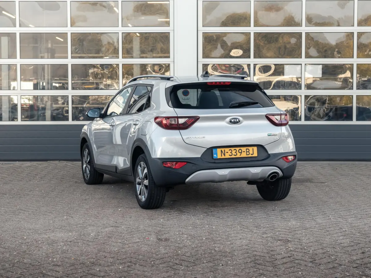 1.0 T-GDi MHEV DynamicPlusLine | Keyless entry en start | LM velgen | privacy glass