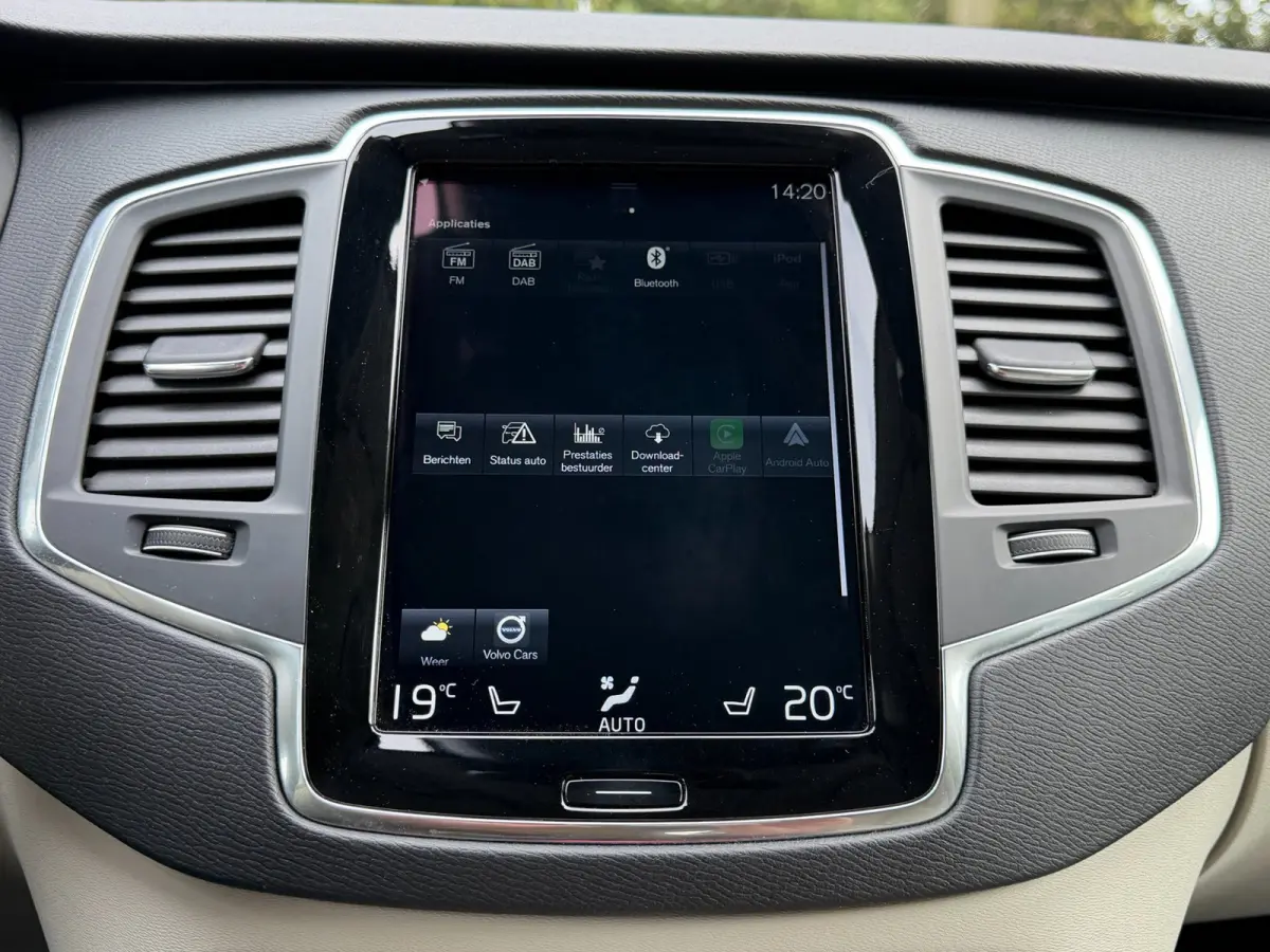2.0 T8 Recharge AWD Inscription Expression, Trekhaak, Beige Leder
