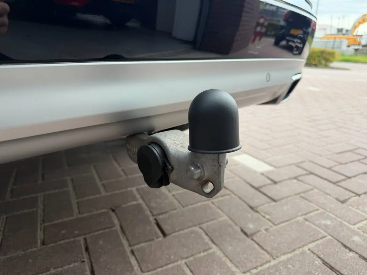 2.0 T8 Recharge AWD Inscription Expression, Trekhaak, Beige Leder