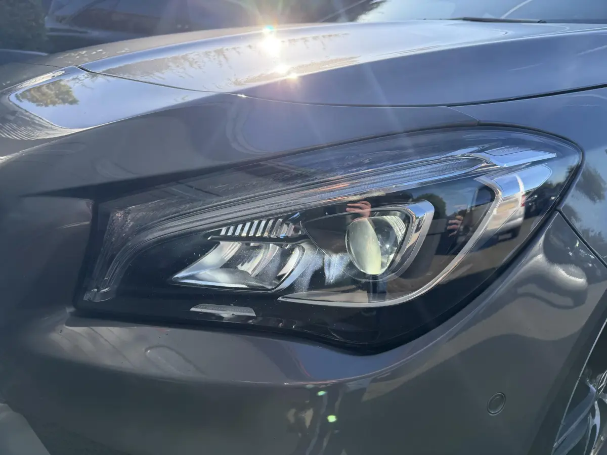 180 AMG | Panoramadak | Camera | Navigatie | Carplay | Stoelverwarming |