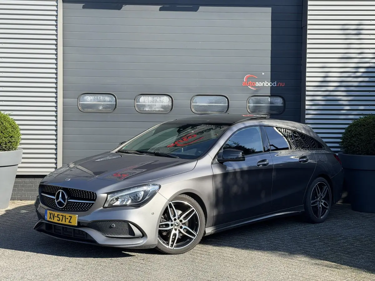 180 AMG | Panoramadak | Camera | Navigatie | Carplay | Stoelverwarming |