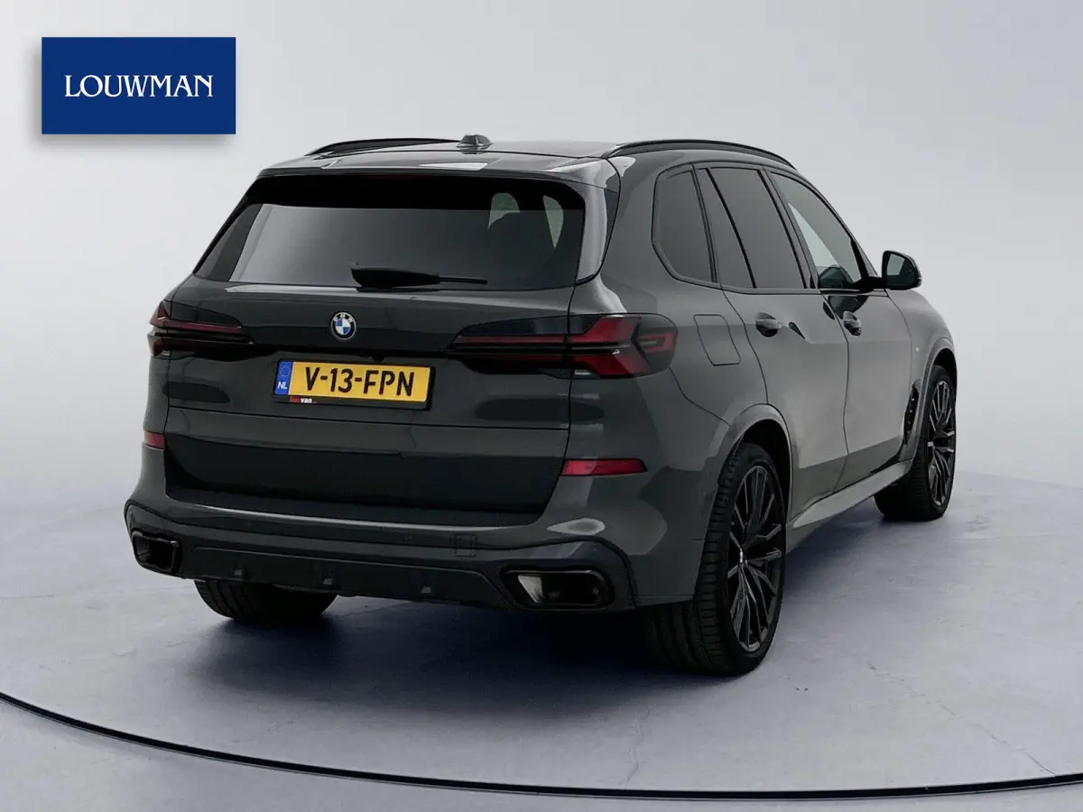 xDrive30d M Sport Grijs kenteken Dravitgrau Individual-Leder Trekhaak 3.5t Harman Kardon Pano Memory seats