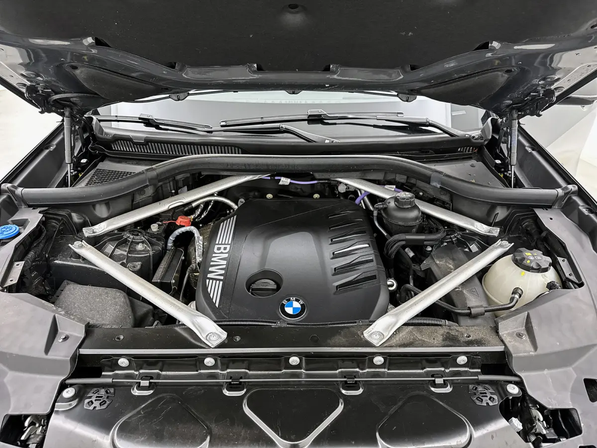 xDrive30d M Sport Grijs kenteken Dravitgrau Individual-Leder Trekhaak 3.5t Harman Kardon Pano Memory seats