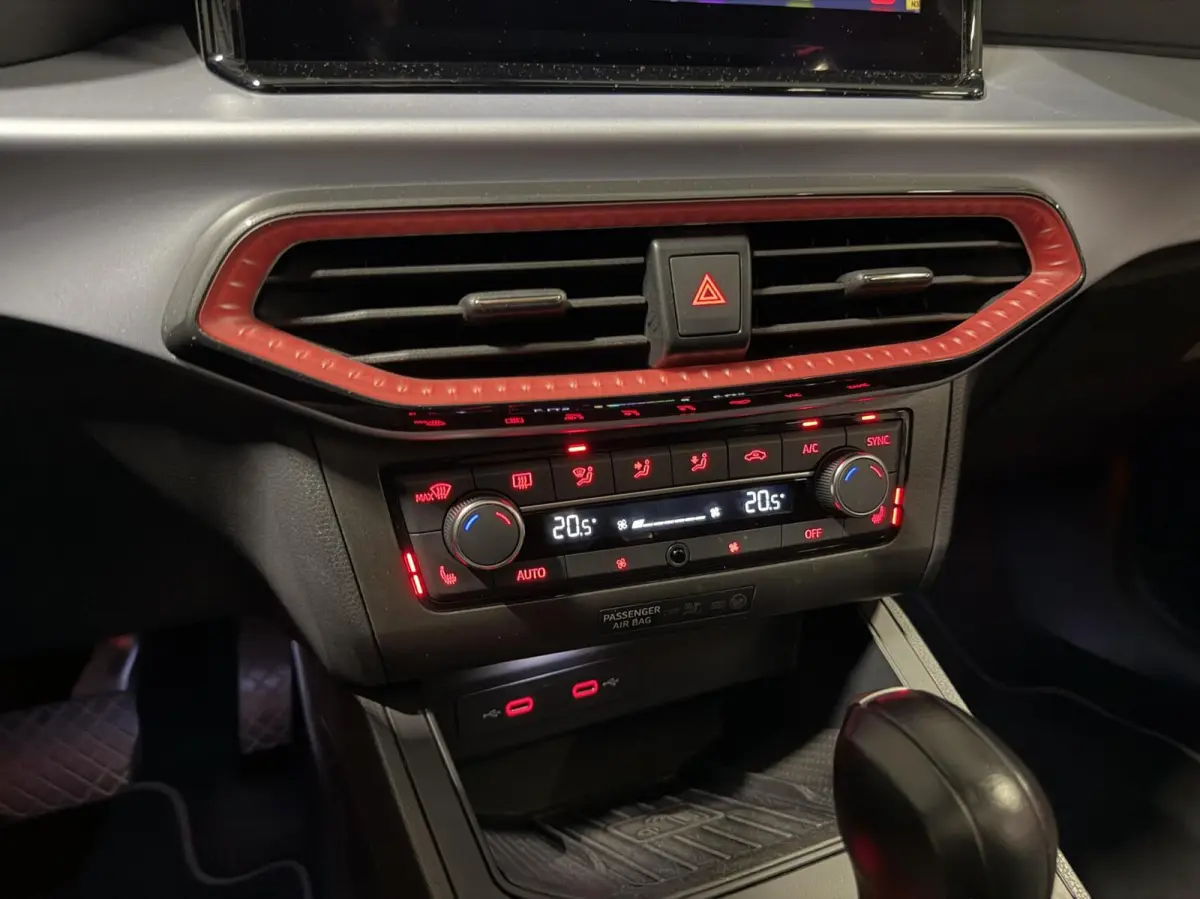 1.5 TSI FR 150PK DSG Pano Virtual Facelift LED