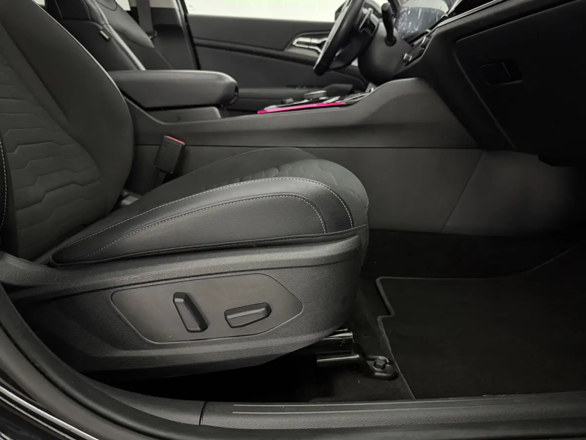 1.6 T-GDi DynamicPlusLine | Pano | Sfeer | Virtual | Camera | Carplay | Cruise | Stoel/Stuurverw. | NAP