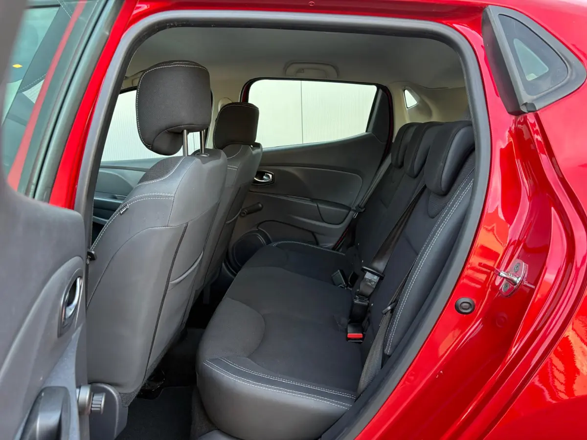 0.9 TCe 90PK Zen Navigatie/Bluetooth/Cruisecontrol
