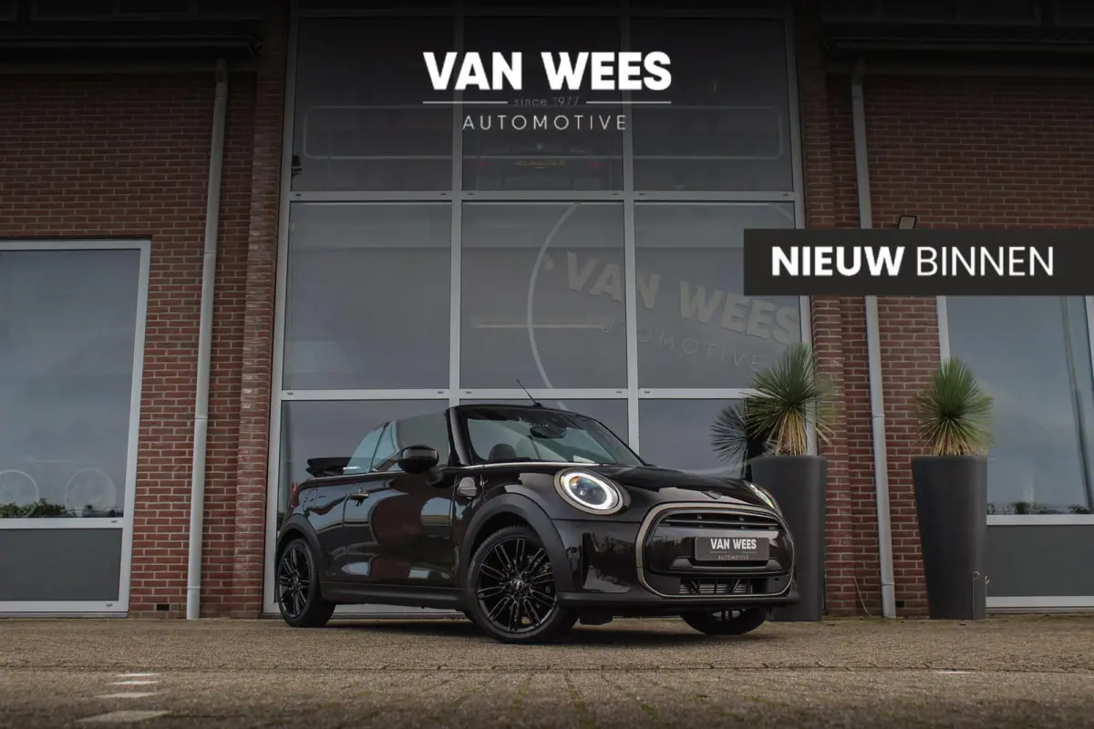 1.5 Classic | 1e eigenaar | Driving Assistant | Apple Carplay | Sportstoelen | Cruise control | Sportstuur | Keyless entry | Stoelverwarming | DAB | Navigatie | PDC