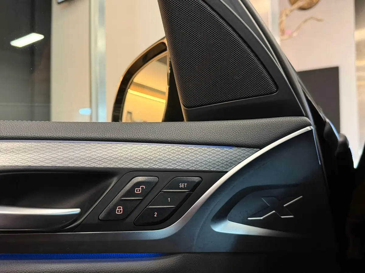 XDrive30e M Pack Panorama Memory Camera