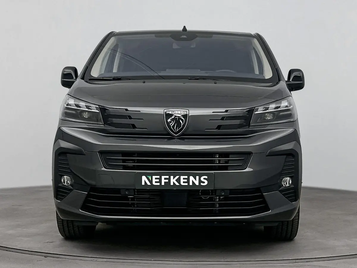 Long 75 kWh 136pk 8-persoons | Lage kilometerstand! | Navigatie | Achteruitrijcamera | Adaptieve Cruise Control | Climate Control | Parkeersensoren v+a | Stuurverwarming | Apple Carplay / An