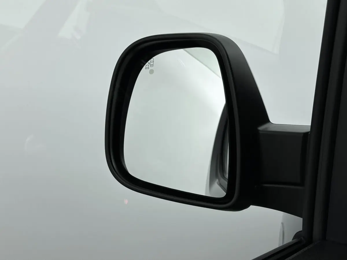 Long 75 kWh 136pk 8-persoons | Lage kilometerstand! | Navigatie | Achteruitrijcamera | Adaptieve Cruise Control | Climate Control | Parkeersensoren v+a | Stuurverwarming | Apple Carplay / An