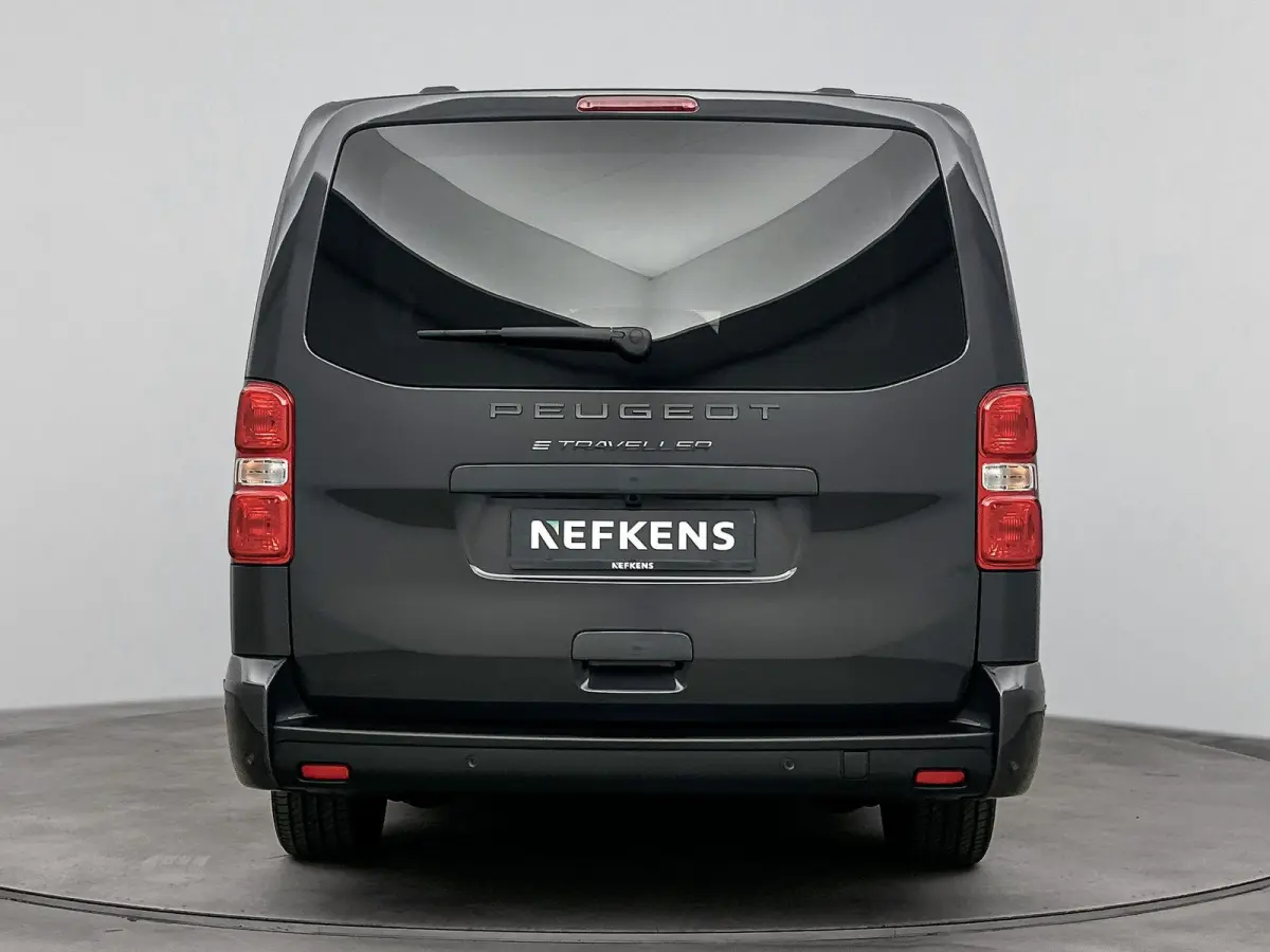 Long 75 kWh 136pk 8-persoons | Lage kilometerstand! | Navigatie | Achteruitrijcamera | Adaptieve Cruise Control | Climate Control | Parkeersensoren v+a | Stuurverwarming | Apple Carplay / An