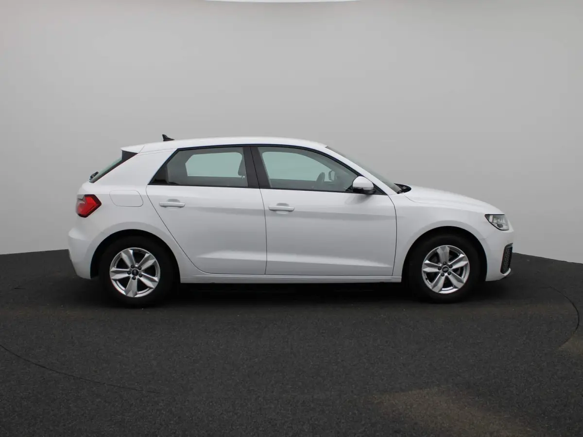 25 TFSI Pro Line Automaat | DAB | Virtual Cockpit | Cruise Control | Climate Control | Navigatie | Elektrisch inklapbare buitenspiegels | Parkeersensoren V+A |