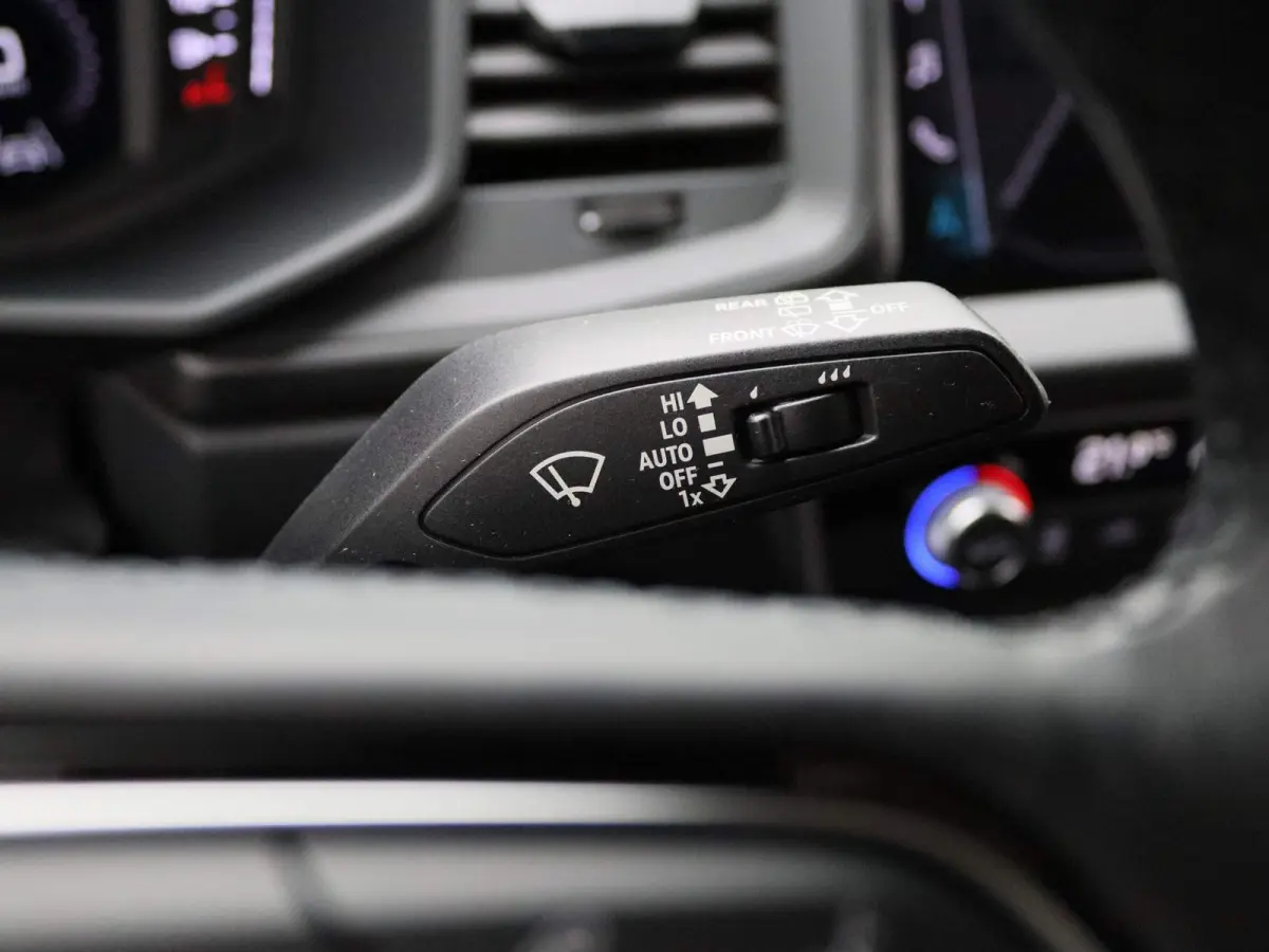 25 TFSI Pro Line Automaat | DAB | Virtual Cockpit | Cruise Control | Climate Control | Navigatie | Elektrisch inklapbare buitenspiegels | Parkeersensoren V+A |