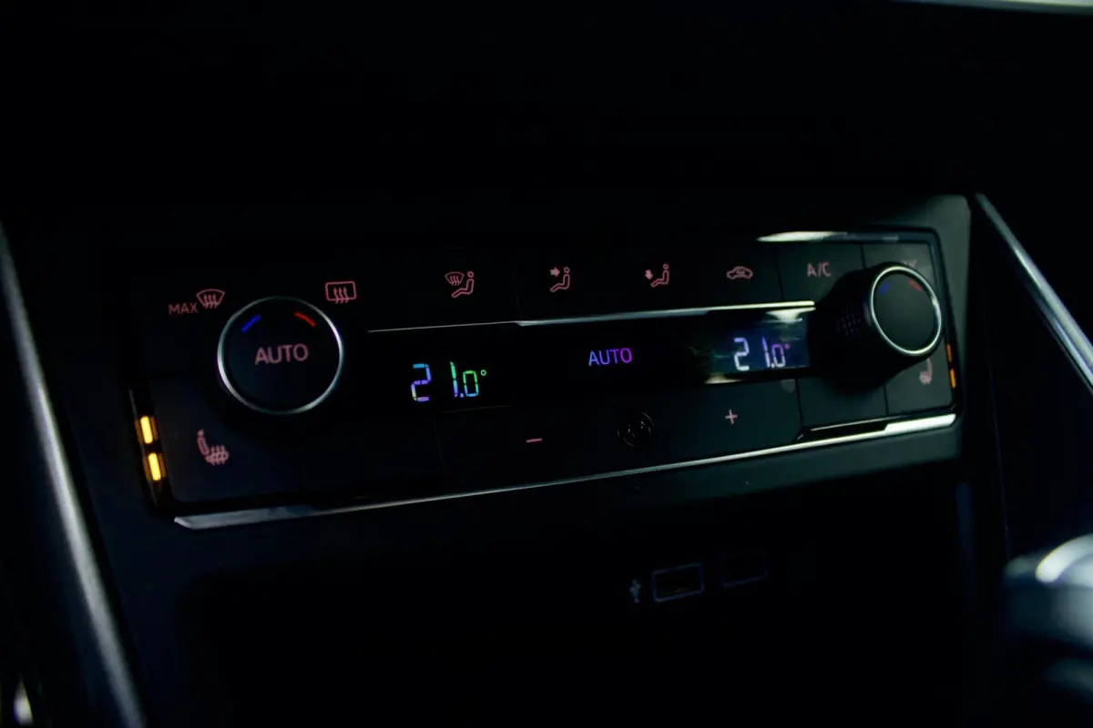 1.0 TSI Highline|3x R-LINE- DSG -LED -Camera