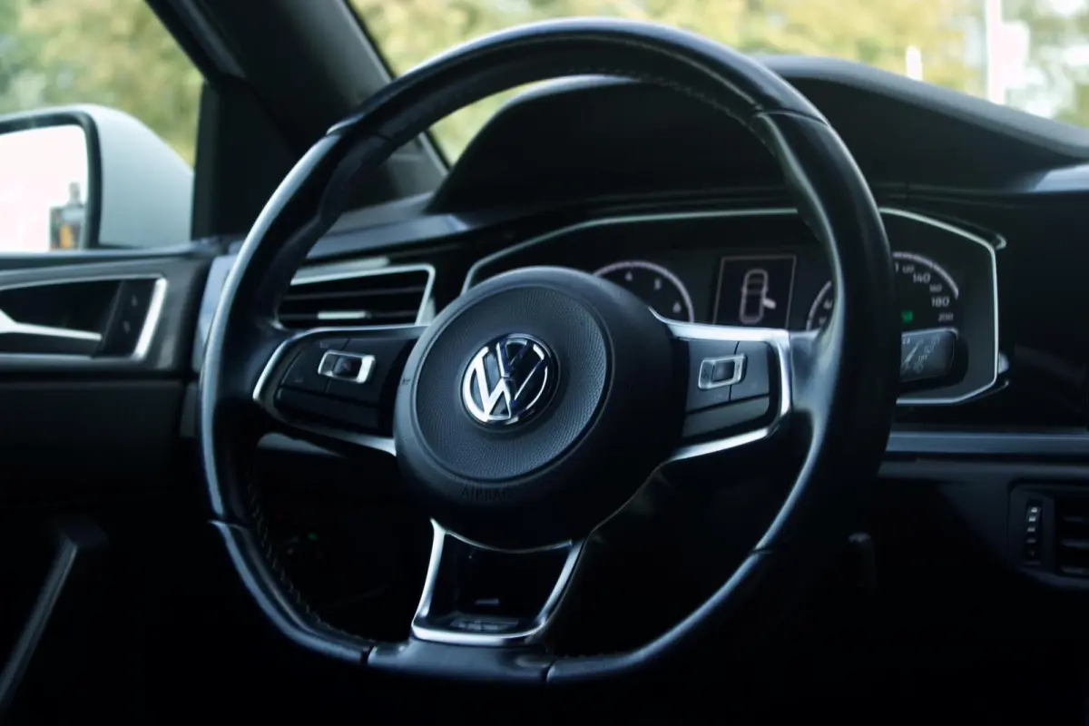1.0 TSI Highline|3x R-LINE- DSG -LED -Camera
