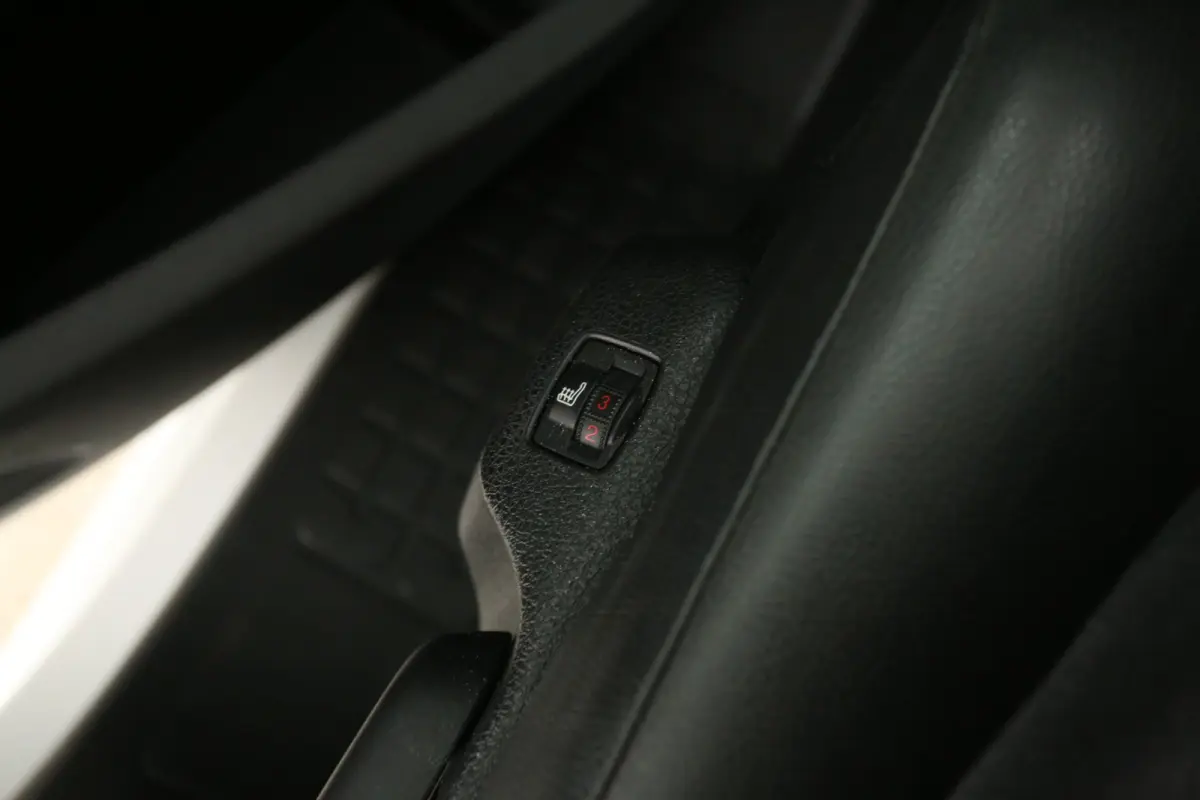 2.0 BlueHDI L2H1 | Clima | Cruise | Carmera | Carplay | 3 Ztis | Parkeersens.