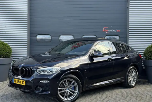 xDrive30i High Executive M-Sport | Panoramadak | Camera | Harmon Kardon | Elektrische Achterklep |